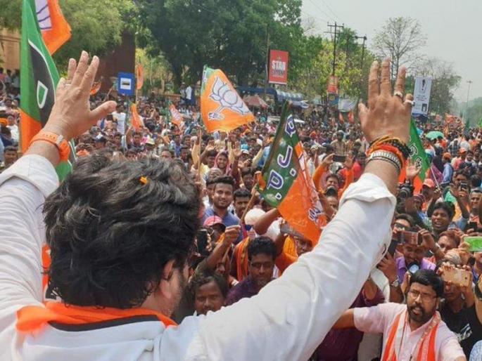 BJP's lotus opens in the municipality of West Bengal, Trinamool Congress Bhuiyan | पश्चिम बंगालच्या नगरपालिकेतही भाजपाचे कमळ खुलले, तृणमूल काँग्रेस भुईसपाट