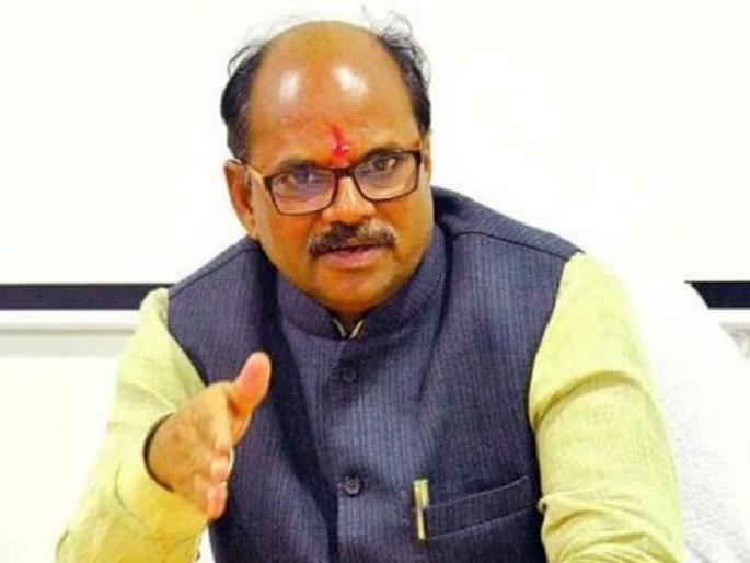 Stone pelting on MP Anil Bonde at Shankarpat in Tivasa | तिवसा येथील शंकरपटात खासदारांवर दगडफेक, नक्की काय आहे प्रकरण?