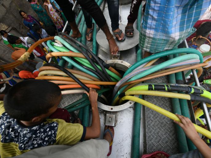 Don't ignore the water shortage while waiting for the elections! | निवडणुकांच्या प्रतीक्षेत पाणीटंचाईकडे दुर्लक्ष नको! Don't ignore the water shortage while waiting for the elections! | निवडणुकांच्या प्रतीक्षेत पाणीटंचाईकडे दुर्लक्ष नको!