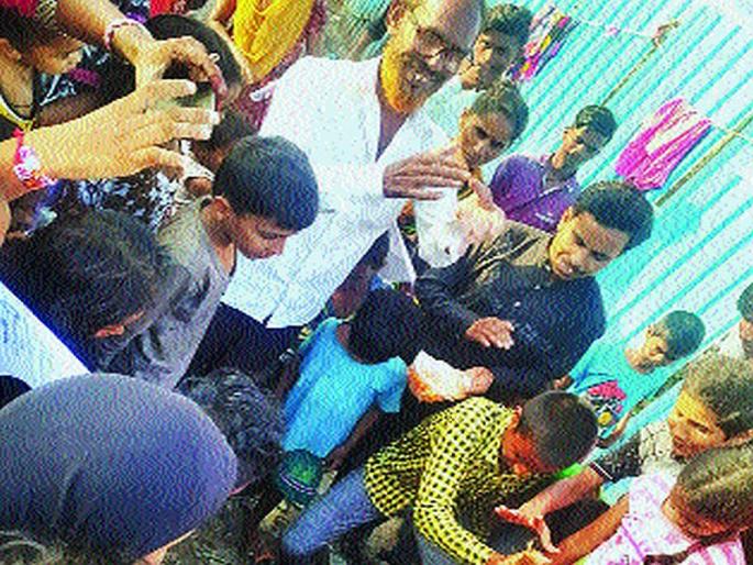 The Bhimnagar residents finally got water after three years of fighting | भीमनगरवासीयांना तीन वर्षांच्या लढ्यानंतर अखेर पाणी मिळाले The Bhimnagar residents finally got water after three years of fighting | भीमनगरवासीयांना तीन वर्षांच्या लढ्यानंतर अखेर पाणी मिळाले