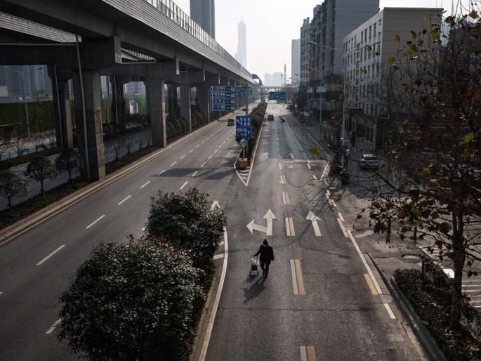 Lockdown in Wuhan Where Coronavirus Pandemic Began Ends After 76 Days kkg | CoronaVirus: मोठी बातमी; अखेर ७६ दिवसांनंतर चीननं घेतला महत्त्वाचा निर्णय Lockdown in Wuhan Where Coronavirus Pandemic Began Ends After 76 Days kkg | CoronaVirus: मोठी बातमी; अखेर ७६ दिवसांनंतर चीननं घेतला महत्त्वाचा निर्णय
