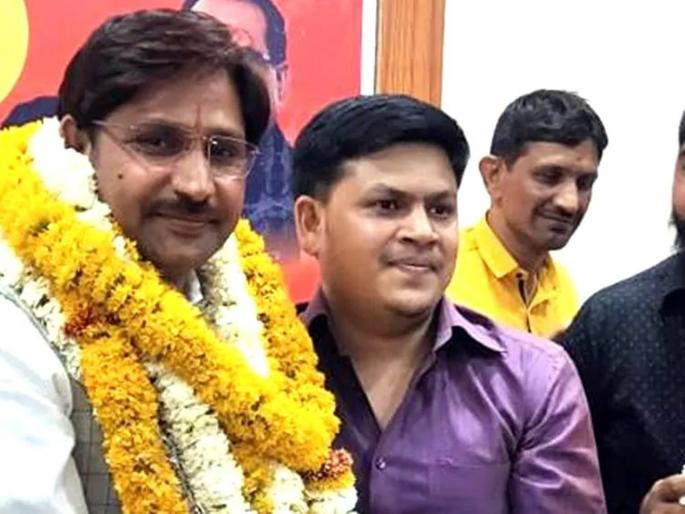rajya sabha candidate sumer singh solanki bjp badwani | महाविद्यालयात शिकवत होते प्राध्यापक; माध्यमांतून कळलं राज्यसभेच्या उमेदवारीचे वृत्त rajya sabha candidate sumer singh solanki bjp badwani | महाविद्यालयात शिकवत होते प्राध्यापक; माध्यमांतून कळलं राज्यसभेच्या उमेदवारीचे वृत्त