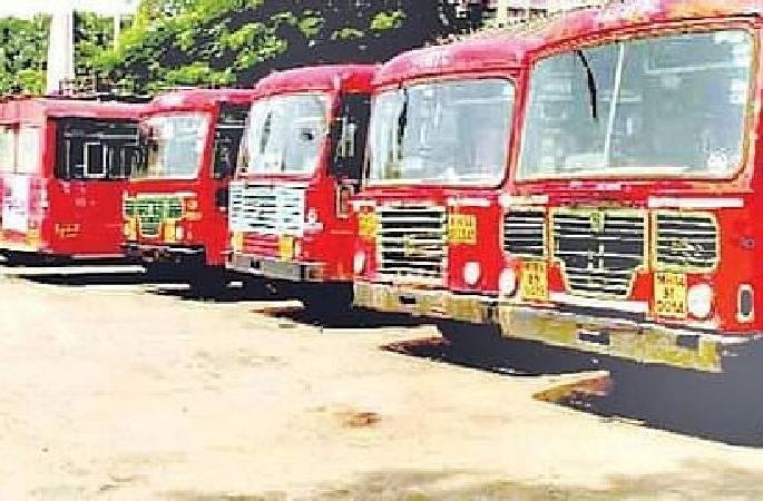 ST strike caused a loss of worth 21 crore to the corporation | केवळ चार महिने धावली एसटी; संपामुळे झाला २१ कोटींचा तोटा