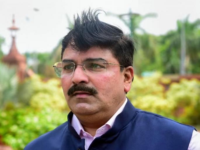 Eknath Shinde Faction to start the process re-appointing Bharat Gogavle as whip from today itself; Rahul Shewale After SC Verdict on Maharashtra Political crisis shivsena uddhav thackeray | भरत गोगावलेंना पुन्हा व्हीप नेमण्याची प्रक्रिया आजपासूनच सुरु करणार; राहुल शेवाळेंची माहिती Eknath Shinde Faction to start the process re-appointing Bharat Gogavle as whip from today itself; Rahul Shewale After SC Verdict on Maharashtra Political crisis shivsena uddhav thackeray | भरत गोगावलेंना पुन्हा व्हीप नेमण्याची प्रक्रिया आजपासूनच सुरु करणार; राहुल शेवाळेंची माहिती