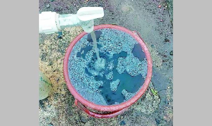 Dirty water from taps in Badnera citizens health at risk | बडनेऱ्यात नळावाटे घाण पाणी, नागरिकांचे आरोग्य धोक्यात