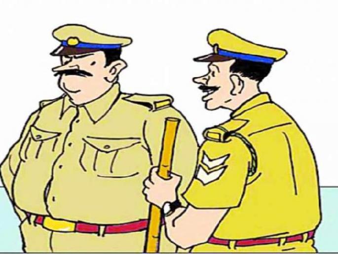 woman sarpanch who took away the complaint was bullying by Thanedar | चला गेटच्या बाहेर व्हा.. तक्रार घेऊन गेलेल्या महिला सरपंचांना ठाणेदाराने भरला दम woman sarpanch who took away the complaint was bullying by Thanedar | चला गेटच्या बाहेर व्हा.. तक्रार घेऊन गेलेल्या महिला सरपंचांना ठाणेदाराने भरला दम