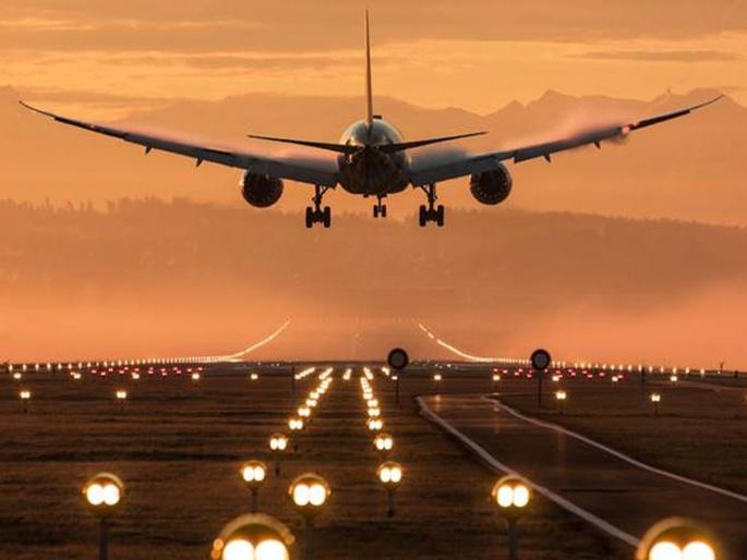 International flights to remain suspended till 31st July; DGCA took decision | आंतरराष्ट्रीय विमान वाहतुकीचा निर्णय बदलला; बंदी 31 जुलैपर्यंत वाढविली International flights to remain suspended till 31st July; DGCA took decision | आंतरराष्ट्रीय विमान वाहतुकीचा निर्णय बदलला; बंदी 31 जुलैपर्यंत वाढविली
