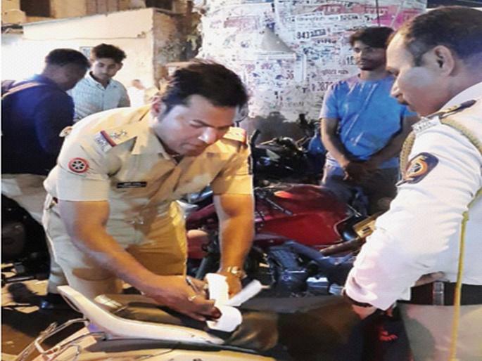 Action on 1,07,653 vehicles in Vasai | वसईमध्ये १,०७,६५३ वाहनांवर कारवाई Action on 1,07,653 vehicles in Vasai | वसईमध्ये १,०७,६५३ वाहनांवर कारवाई