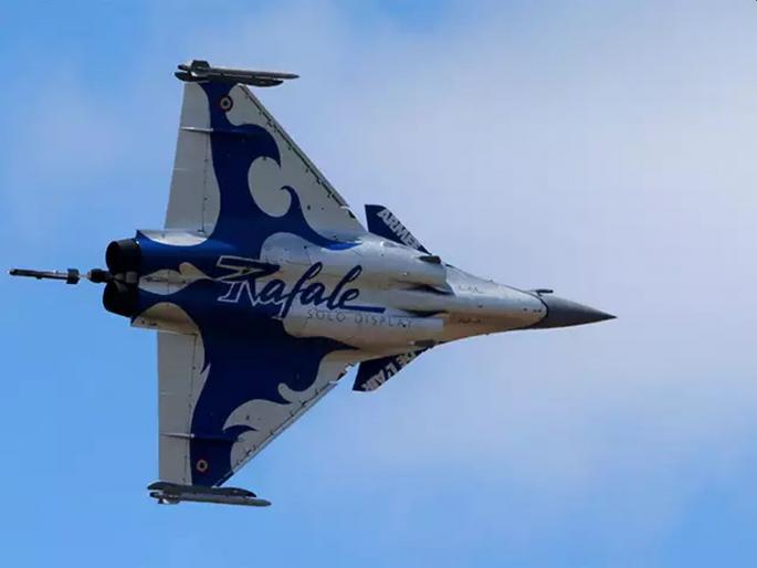 Air Force high level meeting; rafel arrives this week, deploy directly to the Chinese border? | हवाई दलाची 'बाहुबली' बैठक; याच आठवड्यात राफेल येतेय, थेट चीनच्या सीमेवर तैनाती? Air Force high level meeting; rafel arrives this week, deploy directly to the Chinese border? | हवाई दलाची 'बाहुबली' बैठक; याच आठवड्यात राफेल येतेय, थेट चीनच्या सीमेवर तैनाती?