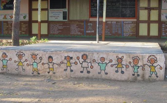 Akola: Preparations to close nine schools in the district | अकोला : जिल्ह्यातील नऊ शाळा बंद करण्याची तयारी Akola: Preparations to close nine schools in the district | अकोला : जिल्ह्यातील नऊ शाळा बंद करण्याची तयारी