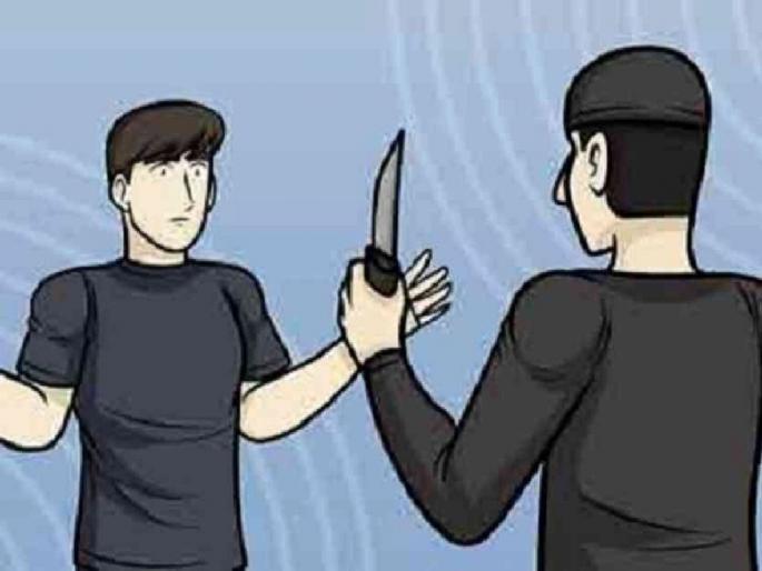 goons demanded ransom to man by knife point in nagpur | रिक्षाचालकाच्या गळ्याला चाकू लावून गुंडांनी मागितली खंडणी goons demanded ransom to man by knife point in nagpur | रिक्षाचालकाच्या गळ्याला चाकू लावून गुंडांनी मागितली खंडणी