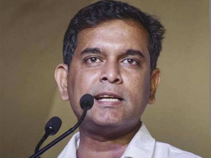 How did liquor worth Rs 2 crore seized in Telangana pass through Goa?; Your question | तेलंगणात पकडलेली २ कोटी रुपये, किमतीची दारु गोव्यातून गेलीच कशी?; आप’चा सवाल How did liquor worth Rs 2 crore seized in Telangana pass through Goa?; Your question | तेलंगणात पकडलेली २ कोटी रुपये, किमतीची दारु गोव्यातून गेलीच कशी?; आप’चा सवाल