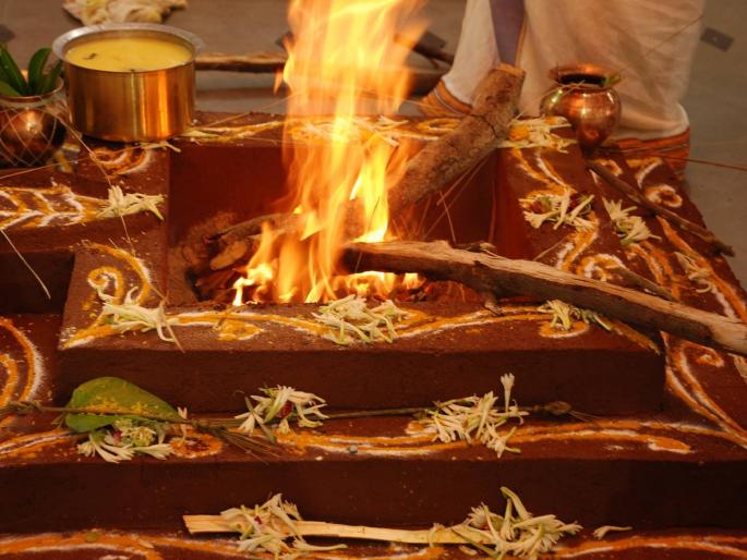 So that the construction of the temple in Ayodhya should be done without any problem, Yagna is being done in the Ramnivas temple for a year. | अयोध्येतील मंदिराची उभारणी विनासंकट व्हावी, म्हणून वर्षभरापासून रामनिवास मंदिरात होतोय यज्ञ So that the construction of the temple in Ayodhya should be done without any problem, Yagna is being done in the Ramnivas temple for a year. | अयोध्येतील मंदिराची उभारणी विनासंकट व्हावी, म्हणून वर्षभरापासून रामनिवास मंदिरात होतोय यज्ञ