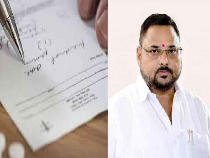 Minister of State for Health orders action if drug is sold without doctor's prescription | डॉक्टरांच्या चिठ्ठीशिवाय औषध विक्री केल्यास कारवाई, आरोग्य राज्यमंत्र्यांनी दिले आदेश Minister of State for Health orders action if drug is sold without doctor's prescription | डॉक्टरांच्या चिठ्ठीशिवाय औषध विक्री केल्यास कारवाई, आरोग्य राज्यमंत्र्यांनी दिले आदेश