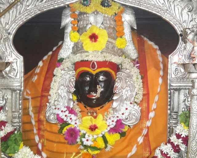 Yamaidevi Navratri festival of Srikshetra Mardi starts from tomorrow; Learn about the religious program | श्रीक्षेत्र मार्डीच्या यमाईदेवी नवरात्रोत्सवाला उद्यापासून प्रारंभ; जाणून घ्या धार्मिक कार्यक्रमाची माहिती Yamaidevi Navratri festival of Srikshetra Mardi starts from tomorrow; Learn about the religious program | श्रीक्षेत्र मार्डीच्या यमाईदेवी नवरात्रोत्सवाला उद्यापासून प्रारंभ; जाणून घ्या धार्मिक कार्यक्रमाची माहिती