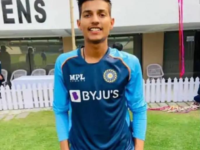 Ranji Trophy Delhis Yash Dhull scores centuries in both innings of his first class debut | पदार्पणाच्या रणजी सामन्यात धूलचे विक्रमी 'यश'