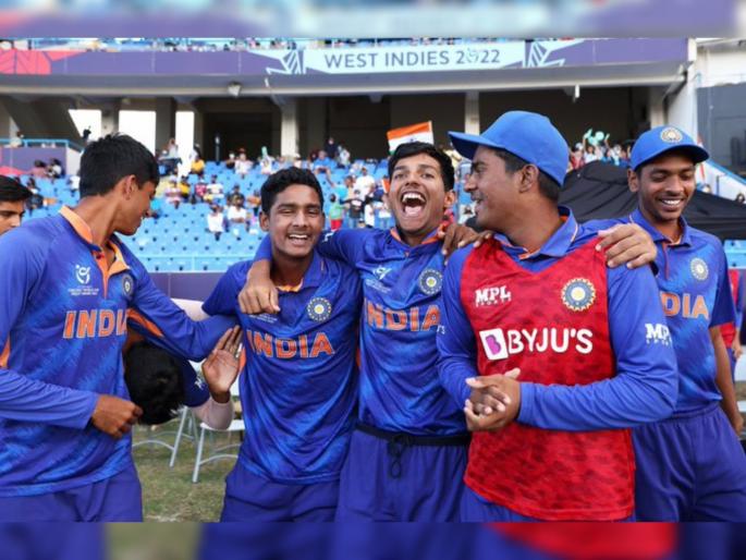 U19 World Cup Final, IND vs ENG Live Updates :  BCCI has announced 40 Lakh for each Indian player and 25 Lakh for support staff for winning U-19 World Cup 2022 | India win U-19 World Cup for the 5th time : भारताच्या वर्ल्ड कप विजेत्या संघातील प्रत्येक खेळाडूला BCCI देणार ४० लाख, अन्...; सौरव गांगुलीची मोठी घोषणा 