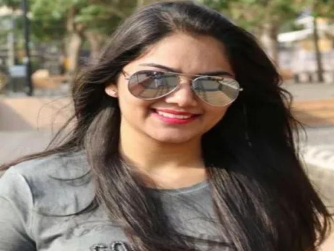 kamla mills compound fire- 22 year old yasha thakkar dies in mojos bistro restaurant | कमला मिल कम्पाऊंडमधील अग्नितांडव : 'तिचं' मुंबई फिरण्याचं स्वप्न राहिलं अधुरं kamla mills compound fire- 22 year old yasha thakkar dies in mojos bistro restaurant | कमला मिल कम्पाऊंडमधील अग्नितांडव : 'तिचं' मुंबई फिरण्याचं स्वप्न राहिलं अधुरं