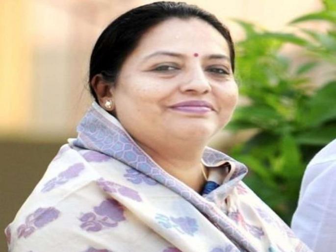 If Lakshmi comes, don't say no, say no - Yashomati Thakur | लक्ष्मी आली तर येऊ द्या, नाही म्हणू नका - यशोमती ठाकूर If Lakshmi comes, don't say no, say no - Yashomati Thakur | लक्ष्मी आली तर येऊ द्या, नाही म्हणू नका - यशोमती ठाकूर