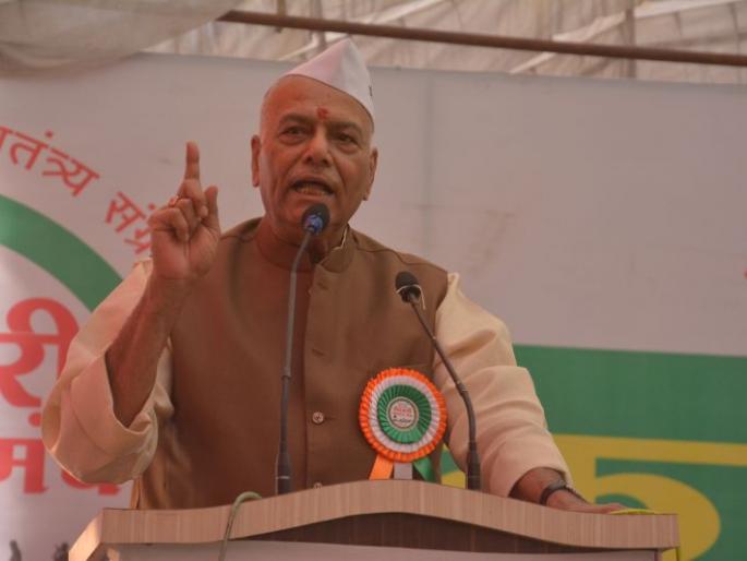Yashwant Sinha will be the leader of Akali's movement for farmers' movement across the country | देशभरातील शेतकर्‍यांच्या आंदोलनाची दिशा अकोल्यातून ठरणार - यशवंत सिन्हा 
