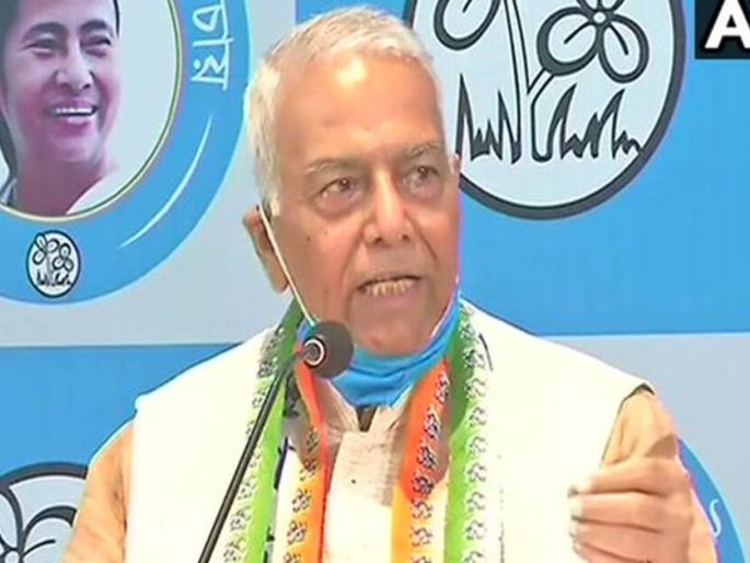 west bengal election 2021 yashwant sinha says that my information bjp to be win total of 300 seats out of 294 | पश्चिम बंगालमध्ये भाजप २९४ पैकी ३०० जागा जिंकेल; यशवंत सिन्हांची खोचक टीका west bengal election 2021 yashwant sinha says that my information bjp to be win total of 300 seats out of 294 | पश्चिम बंगालमध्ये भाजप २९४ पैकी ३०० जागा जिंकेल; यशवंत सिन्हांची खोचक टीका