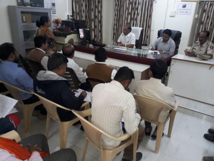 200 ft proposed to be allowed to dig 400 ft bore | ४०० फूट कूपनलिका खोदण्याची परवानगी असताना २०० फुटांची केली प्रस्तावित 200 ft proposed to be allowed to dig 400 ft bore | ४०० फूट कूपनलिका खोदण्याची परवानगी असताना २०० फुटांची केली प्रस्तावित