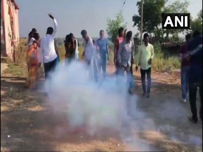 Locals in Yavatmal celebrate after 'man-eater' tigress Avni (T1) was killed in last night | ... म्हणून ग्रामस्थांनी फटाके फोडून, मिठाई वाटून आनंद केला साजरा