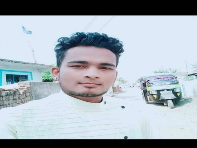 Youth dies after injection, hospital vandalism by angry relatives | इंजेक्शन देताच युवकाचा मृत्यू, संतप्त नातलगांकडून रूग्णालयात तोडफोड