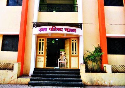 Providing basic amenities in the Ishanah city of Yaval | यावलमधील आयशानगरात मूलभूत सुविधा मिळाव्यात