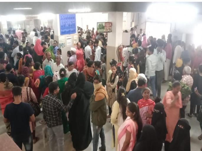 Patient services at YCM Hospital halted due to server down; Poor management of the municipality | सर्व्हर डाऊन झाल्याने YCM रुग्णालयातील रुग्णसेवा ठप्प; पालिकेचा भोंगळ कारभार चव्हाट्यावर Patient services at YCM Hospital halted due to server down; Poor management of the municipality | सर्व्हर डाऊन झाल्याने YCM रुग्णालयातील रुग्णसेवा ठप्प; पालिकेचा भोंगळ कारभार चव्हाट्यावर