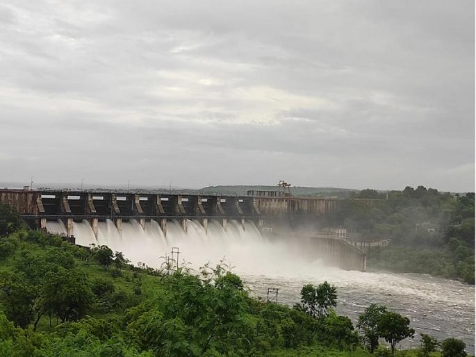 Record generation of 1.5 lakh units of electricity at Yeldari Hydropower Station | येलदरी जलविद्युत केंद्रात साडेपाच लाख युनिट विजेची विक्रमी निर्मिती Record generation of 1.5 lakh units of electricity at Yeldari Hydropower Station | येलदरी जलविद्युत केंद्रात साडेपाच लाख युनिट विजेची विक्रमी निर्मिती