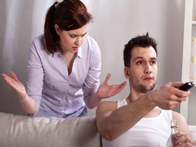 Trending arguments most married couples in india | पती-पत्नीत भांडणं होण्याची ही आहेत ५ कारणं; तुम्हीही याच कारणावरून भांडता का? Trending arguments most married couples in india | पती-पत्नीत भांडणं होण्याची ही आहेत ५ कारणं; तुम्हीही याच कारणावरून भांडता का?