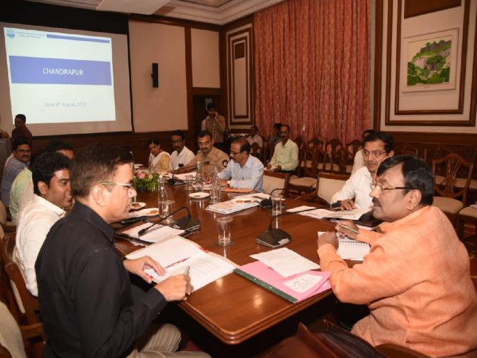 Guardian Minister Sudhir Mungantiwar's directive to make a Master Plan for Chandrapur District Pollution Control | चंद्रपूर जिल्हा प्रदुषण नियंत्रणाचा मास्टर प्लान बनविण्याचे पालकमंत्री सुधीर मुनगंटीवार यांचे निर्देश Guardian Minister Sudhir Mungantiwar's directive to make a Master Plan for Chandrapur District Pollution Control | चंद्रपूर जिल्हा प्रदुषण नियंत्रणाचा मास्टर प्लान बनविण्याचे पालकमंत्री सुधीर मुनगंटीवार यांचे निर्देश