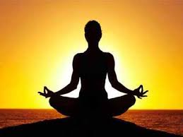 Yoga throws walls of religion in Goa - Sushant Tandel | योगाने गोव्यात धर्म भेदाच्या भिंती पाडल्या - सुशांत तांडेल Yoga throws walls of religion in Goa - Sushant Tandel | योगाने गोव्यात धर्म भेदाच्या भिंती पाडल्या - सुशांत तांडेल