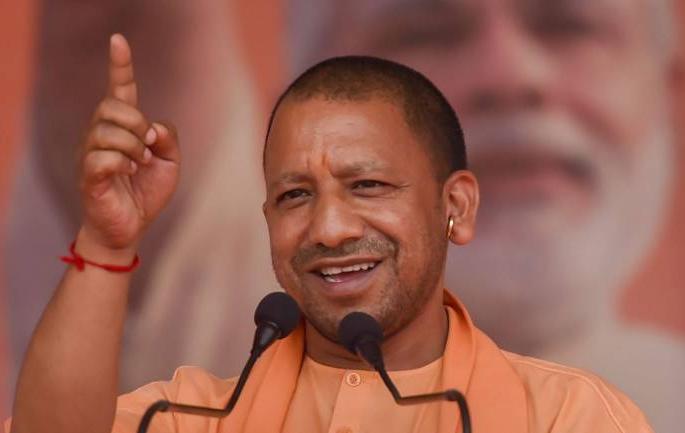 Maharashtra Election 2019 : Put the politicians of selfishness at home : Yogi Adityanath | Maharashtra Election 2019 : स्वार्थाचे राजकारण करणार्यांना घरी बसवा : योगी आदित्यनाथ Maharashtra Election 2019 : Put the politicians of selfishness at home : Yogi Adityanath | Maharashtra Election 2019 : स्वार्थाचे राजकारण करणार्यांना घरी बसवा : योगी आदित्यनाथ