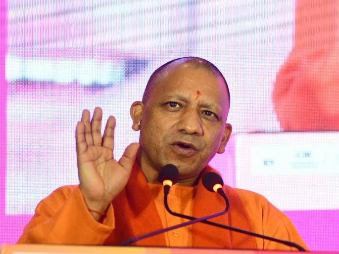 west bengal some people participate in uttar pradesh cm yogi adityanath janta darbar and told about problems | “हिंदुंचे रक्षण तुम्हीच करु शकता”; योगींच्या जनता दरबारात आली बंगाली जनता, गाऱ्हाणे मांडले west bengal some people participate in uttar pradesh cm yogi adityanath janta darbar and told about problems | “हिंदुंचे रक्षण तुम्हीच करु शकता”; योगींच्या जनता दरबारात आली बंगाली जनता, गाऱ्हाणे मांडले