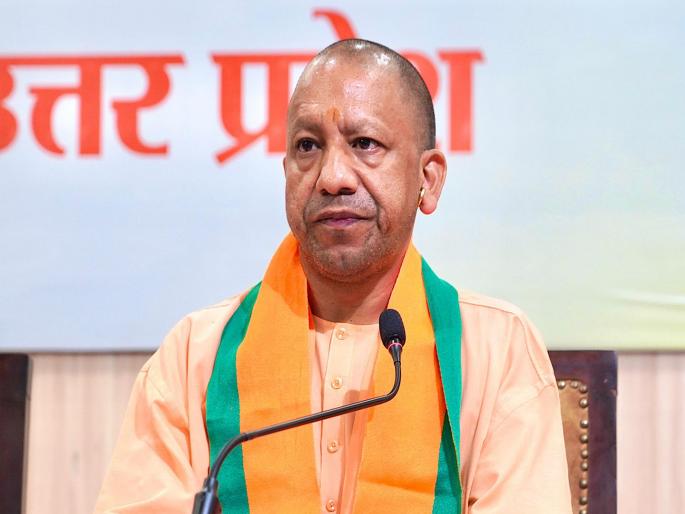 There were preparations to remove Yogi Adityanath from the post of CM, but...?; A big revelation in the book | CM पदावरून योगी आदित्यनाथांना हटवण्याची होती तयारी, पण...?; पुस्तकात मोठा खुलासा There were preparations to remove Yogi Adityanath from the post of CM, but...?; A big revelation in the book | CM पदावरून योगी आदित्यनाथांना हटवण्याची होती तयारी, पण...?; पुस्तकात मोठा खुलासा