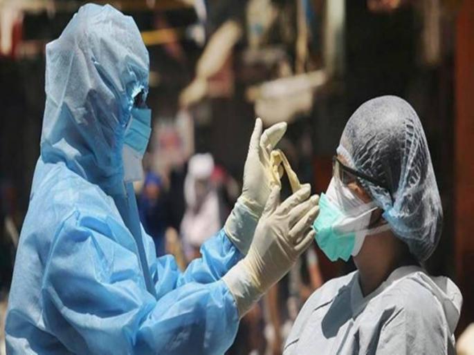 The fat of the service we run; Young people working as volunteers in 'Kovid Care Center' | आम्ही चालवू तव सेवेचा वसा;पुण्यातील 'कोविड केअर सेंटर' मध्ये स्वयंसेवक म्हणून तरुणपिढी कार्यरत 