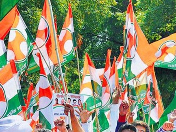 Mumbai: In the meeting of Youth Congress, there was a storm of fighting, chairs were thrown at each other, two groups faced each other due to internal disputes. | युवक काँग्रेसच्या बैठकीत तुफान हाणामारी, एकमेकांवर फेकल्या खुर्च्या, अंतर्गत वादातून दोन गट आमनेसामने Mumbai: In the meeting of Youth Congress, there was a storm of fighting, chairs were thrown at each other, two groups faced each other due to internal disputes. | युवक काँग्रेसच्या बैठकीत तुफान हाणामारी, एकमेकांवर फेकल्या खुर्च्या, अंतर्गत वादातून दोन गट आमनेसामने