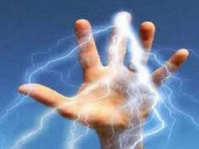 Youth dies by electrick shock in Buldhana | रंगकाम करत असताना शॉक लागून तरुणाचा मृत्यू Youth dies by electrick shock in Buldhana | रंगकाम करत असताना शॉक लागून तरुणाचा मृत्यू