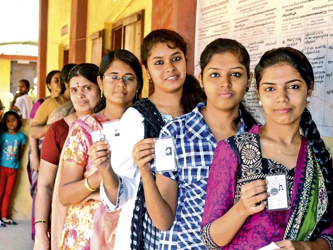 Social and political scientist Suhas Palshikar explains the role of young voters in coming General Elections.. | तरुणांचे काय? Social and political scientist Suhas Palshikar explains the role of young voters in coming General Elections.. | तरुणांचे काय?