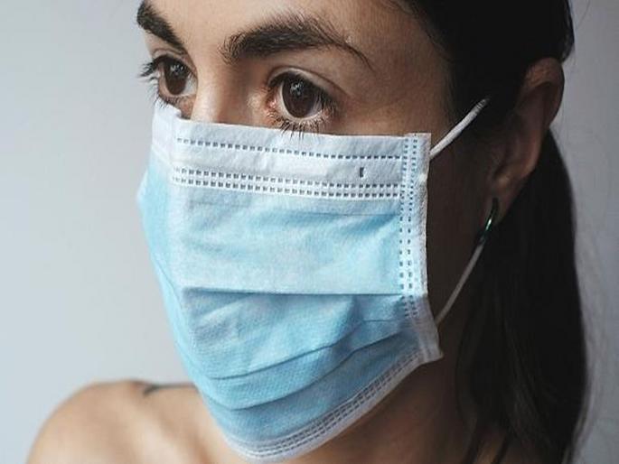 CoronaVirus News : People who do not wear mask watch this viral video immediately | Video: मित्रांनो! मास्क न घालताच हिंडताय? हा व्हिडीओ तुमचे डोळे उघडेल CoronaVirus News : People who do not wear mask watch this viral video immediately | Video: मित्रांनो! मास्क न घालताच हिंडताय? हा व्हिडीओ तुमचे डोळे उघडेल