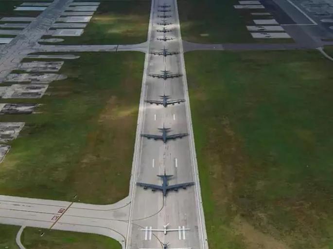 Coronavirus: coronavirus crisis china sent aircraft carrier to near taiwan us air force show his power in guam vrd | Coronavirus: कोरोनाच्या काळात चीननं दाखवली ताकद; अमेरिकेनं शक्तिप्रदर्शन करत दिला कडक इशारा Coronavirus: coronavirus crisis china sent aircraft carrier to near taiwan us air force show his power in guam vrd | Coronavirus: कोरोनाच्या काळात चीननं दाखवली ताकद; अमेरिकेनं शक्तिप्रदर्शन करत दिला कडक इशारा