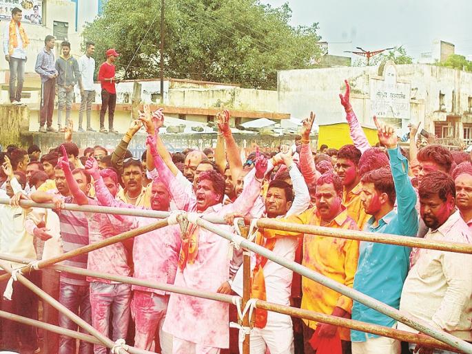 Maharashtra Assembly Election 2019 : In Aurangabad district, 6 seats are to the Shiv Sena and 3 seats to the BJP | औरंगाबाद जिल्ह्यात ६ जागा जिंकत शिवसेना ठरला मोठा भाऊ;भाजपच्या ताब्यात ३ जागा Maharashtra Assembly Election 2019 : In Aurangabad district, 6 seats are to the Shiv Sena and 3 seats to the BJP | औरंगाबाद जिल्ह्यात ६ जागा जिंकत शिवसेना ठरला मोठा भाऊ;भाजपच्या ताब्यात ३ जागा