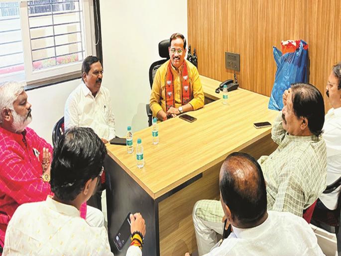 'A third party should not benefit from a fight between two'; BJP holds talks with RPI A after orders from seniors | वरिष्ठांच्या आदेशानंतर छत्रपती संभाजीनगर मनपासाठी भाजपची रिपाइंसोबत चर्चा 'A third party should not benefit from a fight between two'; BJP holds talks with RPI A after orders from seniors | वरिष्ठांच्या आदेशानंतर छत्रपती संभाजीनगर मनपासाठी भाजपची रिपाइंसोबत चर्चा