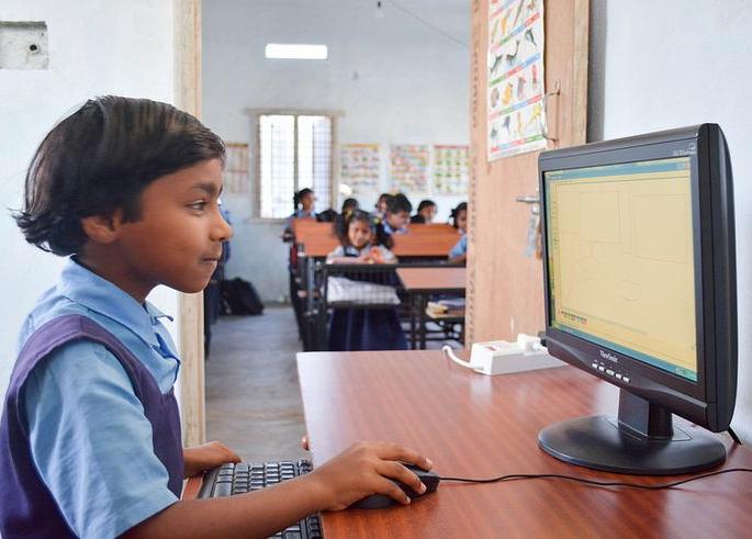 Characteristics of modern education-advanced Maharashtra education in school | आधुनिक शिक्षण-प्रगत महाराष्ट्राचे लक्षण