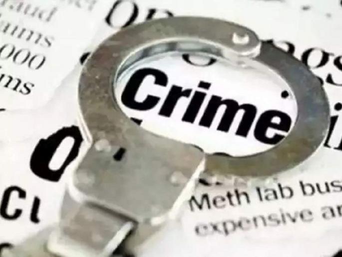 'They' were gambling in closed houses; As soon as you see the police, run away! | ‘ते’बंद घरात खेळत होते जुगार; पोलिसांना पाहताच पळता भूई थोडी! 'They' were gambling in closed houses; As soon as you see the police, run away! | ‘ते’बंद घरात खेळत होते जुगार; पोलिसांना पाहताच पळता भूई थोडी!