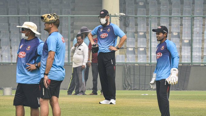 Bangladesh's coach make big statement about pollution in Delhi | दिल्लीतील प्रदूषणाबाबत बांगलादेशच्या प्रशिक्षकांनी केलं मोठं विधान
