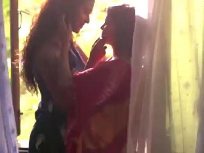 Husband making trouble in lesbian relationship; wife did murder | लेस्बियन संबंधाआड येत होता पती; ग्राईंडरने तुकडे तुकडे केले, नाल्यात फेकले Husband making trouble in lesbian relationship; wife did murder | लेस्बियन संबंधाआड येत होता पती; ग्राईंडरने तुकडे तुकडे केले, नाल्यात फेकले