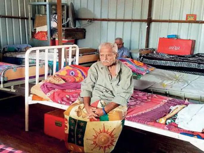 What to do with the sons who kick old parents? | वृद्ध आई-बापाला लाथाडणाऱ्या दिवट्यांचे काय करायचे? What to do with the sons who kick old parents? | वृद्ध आई-बापाला लाथाडणाऱ्या दिवट्यांचे काय करायचे?